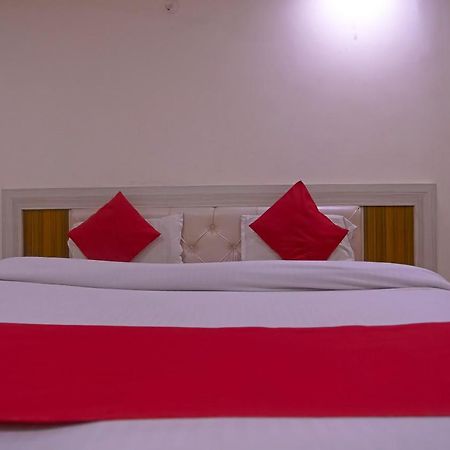 Oyo Flagship 79289 Hotel Grand Keshav Ghaziabad Exterior photo